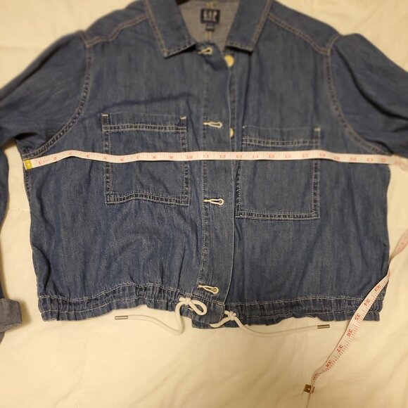 GAP Cropped Denim Jacket - Picture 3 of 6